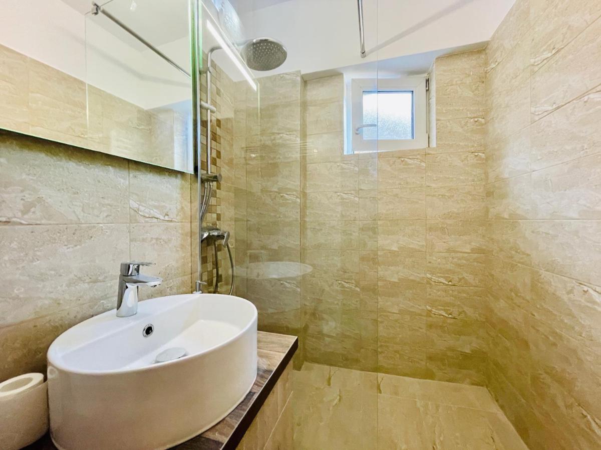 Апартаменты Apartament Central Яссы Экстерьер фото